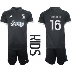 Juventus Weston McKennie #16 Dětské Alternativní dres komplet 2023-24 Krátký Rukáv (+ trenýrky)